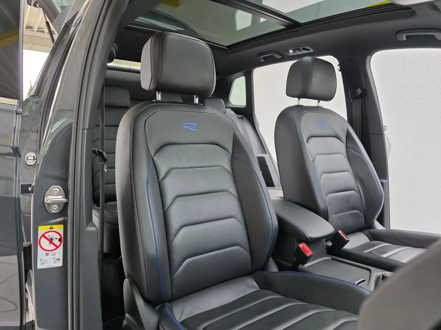 Volkswagen Tiguan R 4Motion Panorama Harman/Kardon