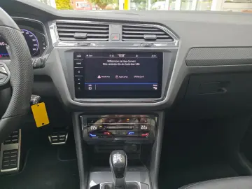 Volkswagen Tiguan R 4Motion Panorama Harman/Kardon