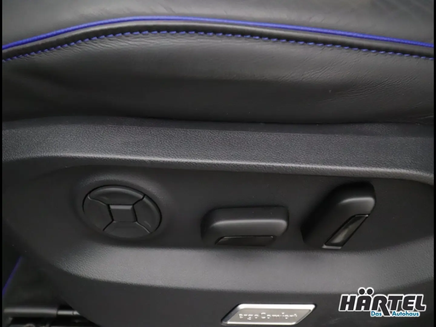 TOUAREG R EHYBRID 3.0 V6 TSI TIPTRONIC Bluetooth