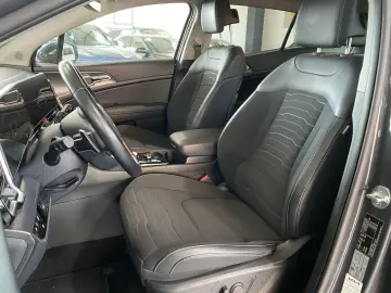 Sportage 1.6 T-GDI PHEV 4WD Vision Sports