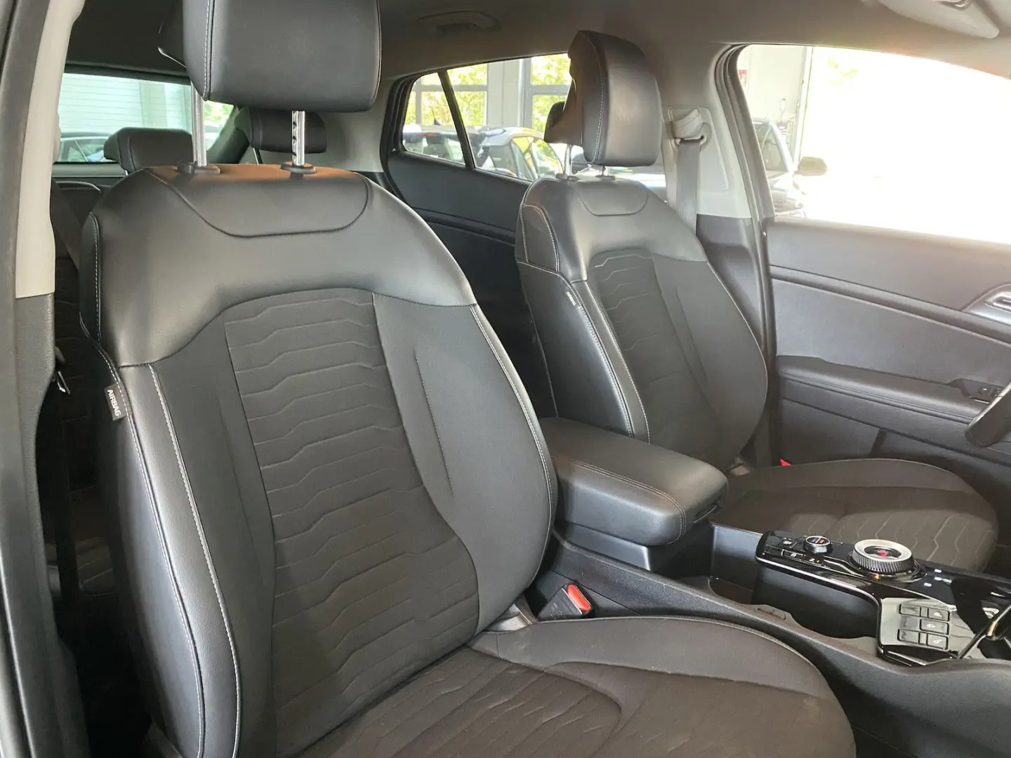 Sportage 1.6 T-GDI PHEV 4WD Vision Sports