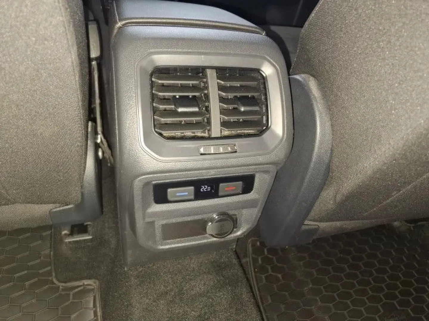 Volkswagen Tiguan Elegance 4M AHK LED DSG