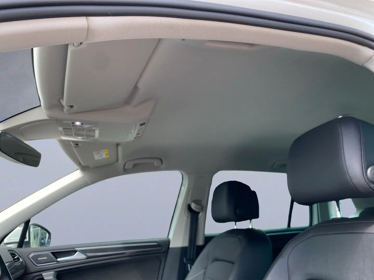 Volkswagen Tiguan ELEGANCE 2.0 TDI DSG 4MOTION