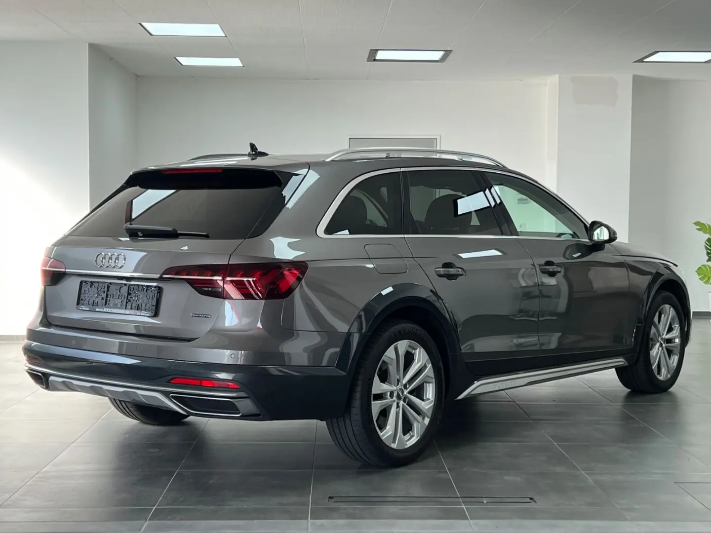A4 Allroad quattro 50 TDI/MATRIX/LEDER/KAM/PANO