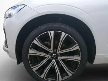 Volvo XC60 2.0 Inscription 197PS AWD Google-Nav