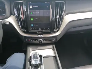 Volvo XC60 2.0 Inscription 197PS AWD Google-Nav