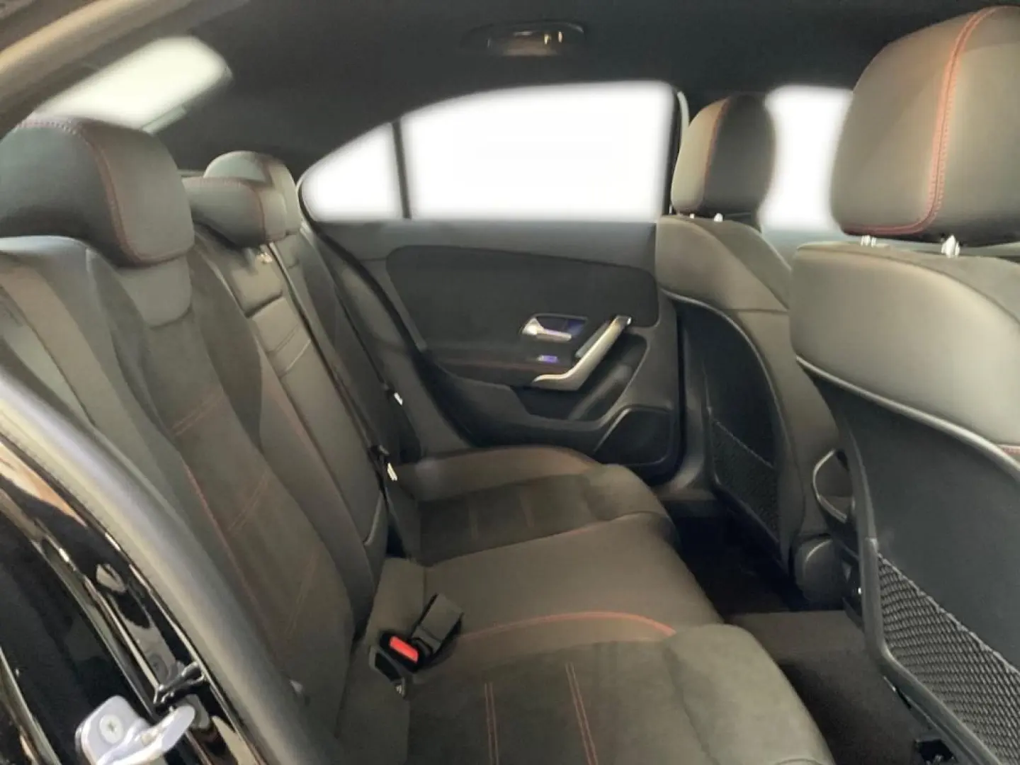 A 180 Limousine AMG. Night-P, Kamera, Ambiente