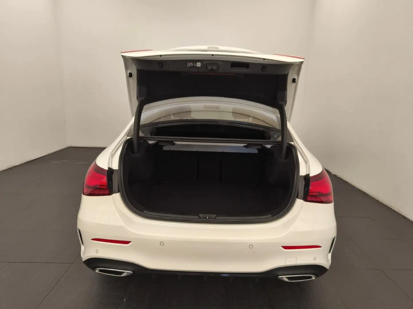 A 180 Limo AMG Pano Night Totwinkel Multibeam 36