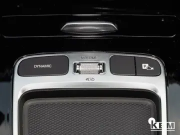A 180 Lim AMG ADV°VOLLDIGI°PTS+RFK°LED°MBUX PREM