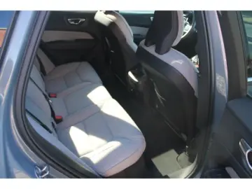 Volvo XC60 B5 Diesel AWD Inscription,ACC