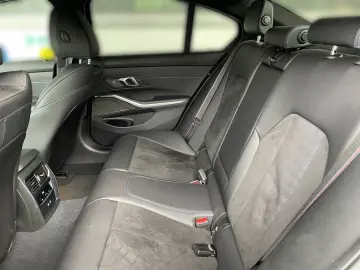 330i xDrive Lim. M Sport Pro HUD DA Pro H/K PA+