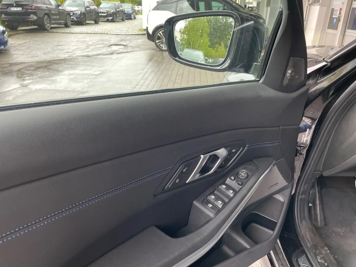 330i xDrive Lim. M Sport Pro HUD DA Pro H/K PA+