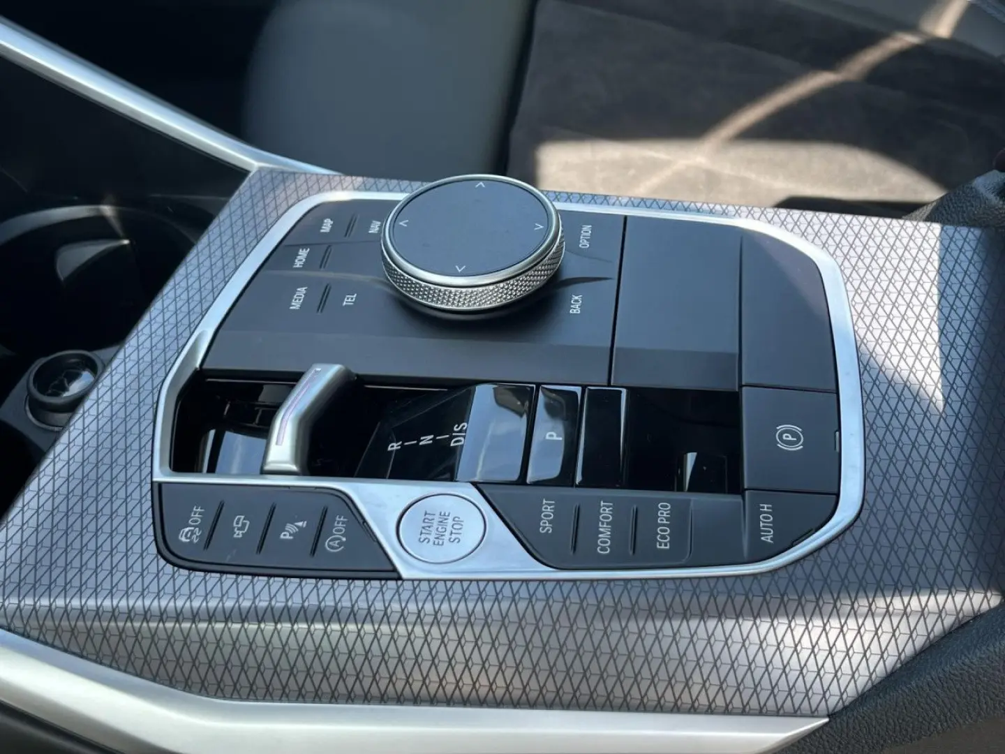 330i xDr.M Sport Pro HUD SurView ACC Glasd.HK19