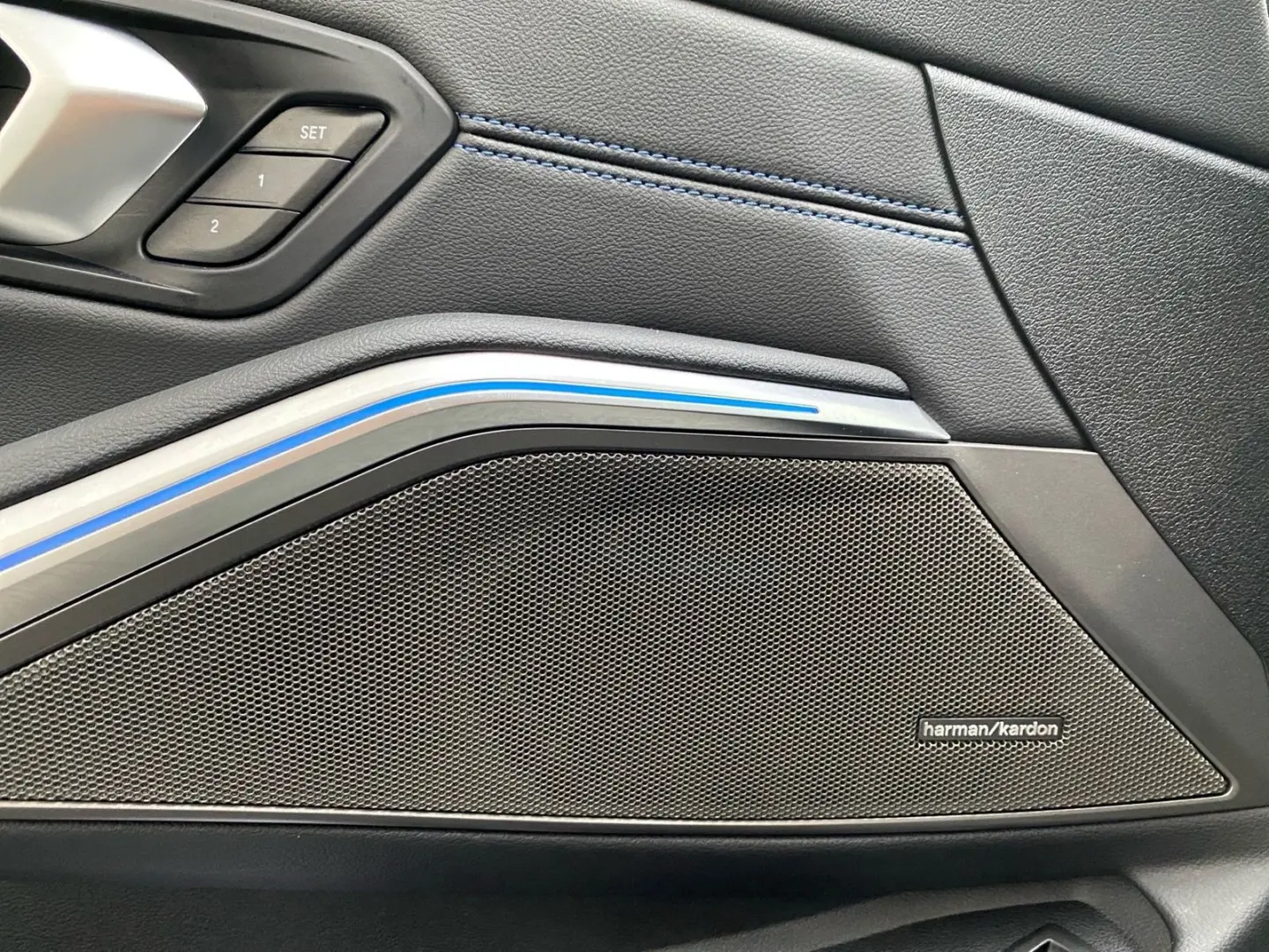 330i xDrive Lim- M Sport Pro HUD DA Prof. H/K ST
