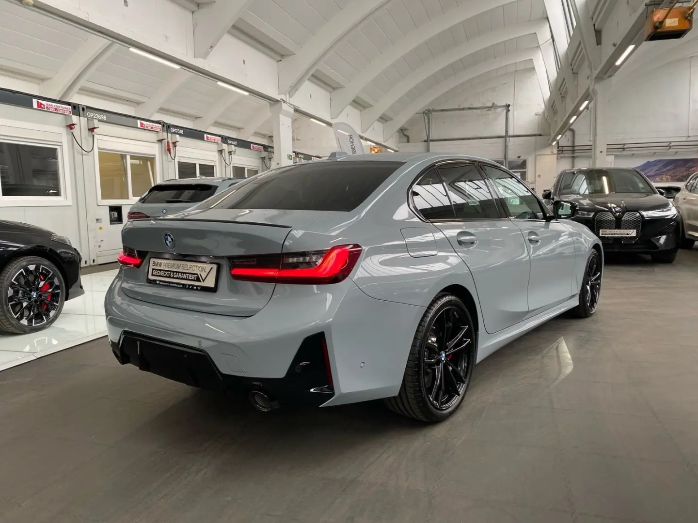 330i xDrive Lim- M Sport Pro HUD DA Prof. H/K ST