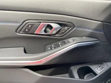 330i xDrive M Sport AHK/LED+/AKUSTIK/G-DACH/MEMO