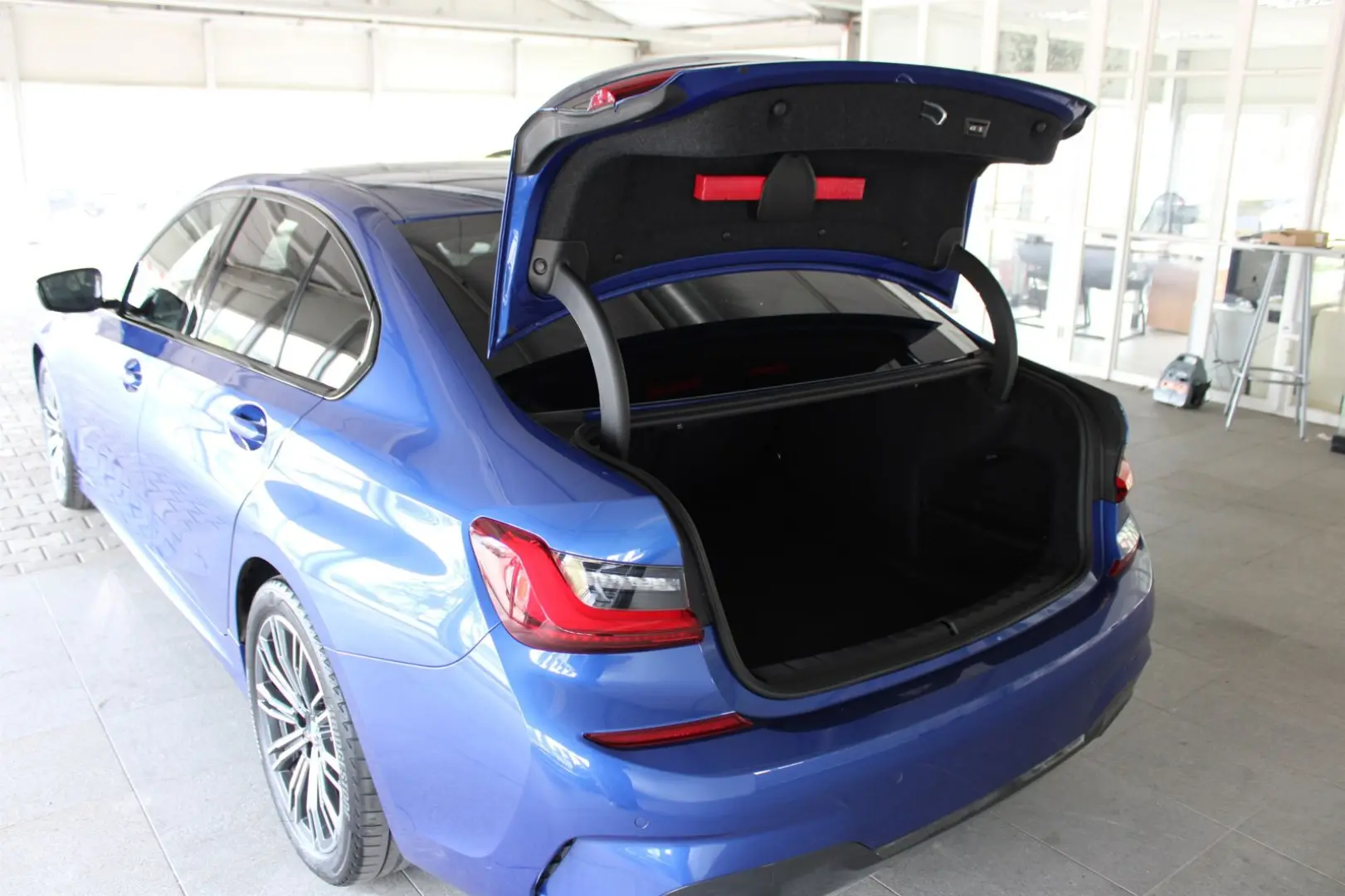 320d xDrive A M Sport HiFi