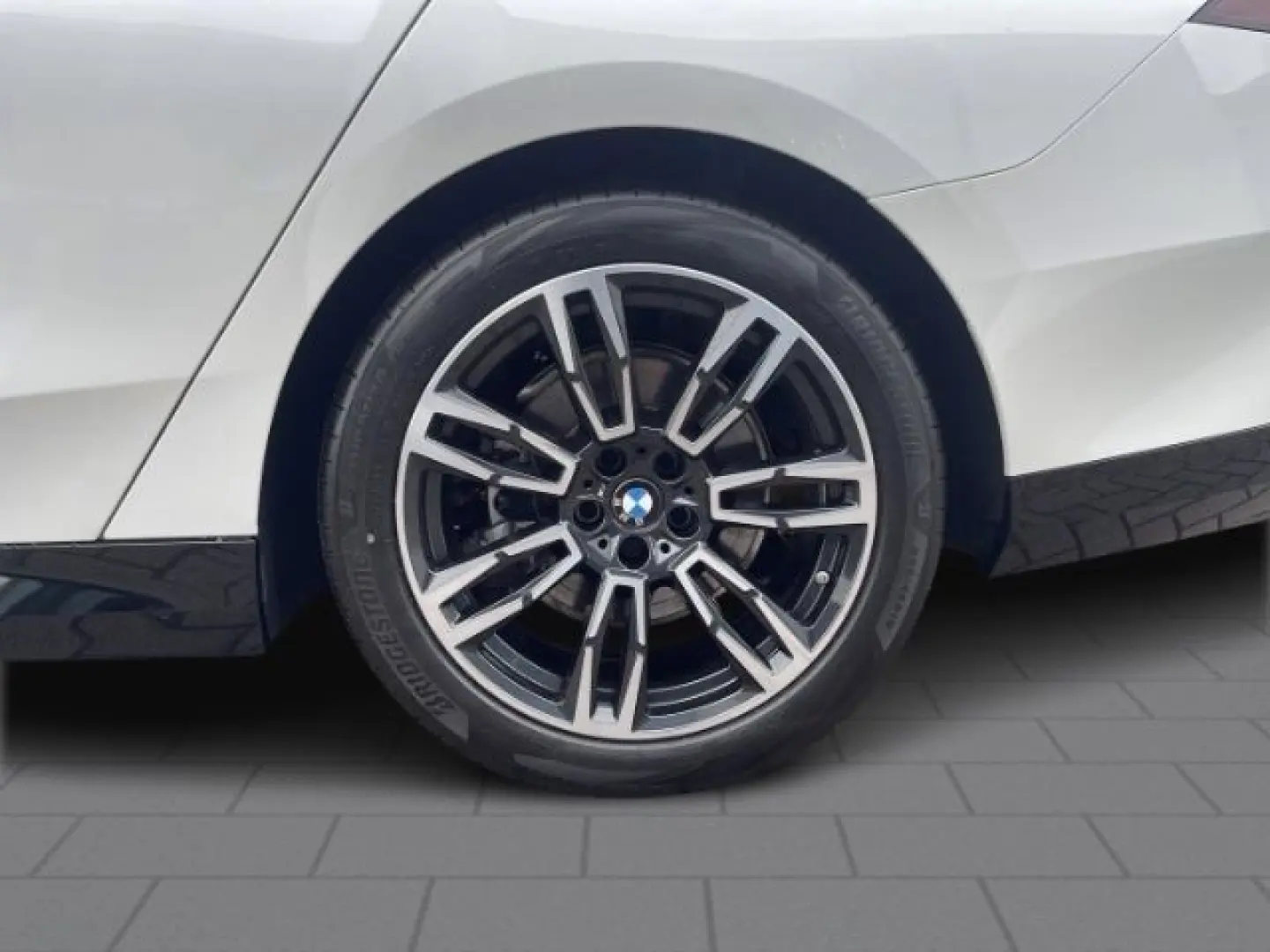 520 d Lim. M Sport LED Navi AHK HuD ACC Pano H/K
