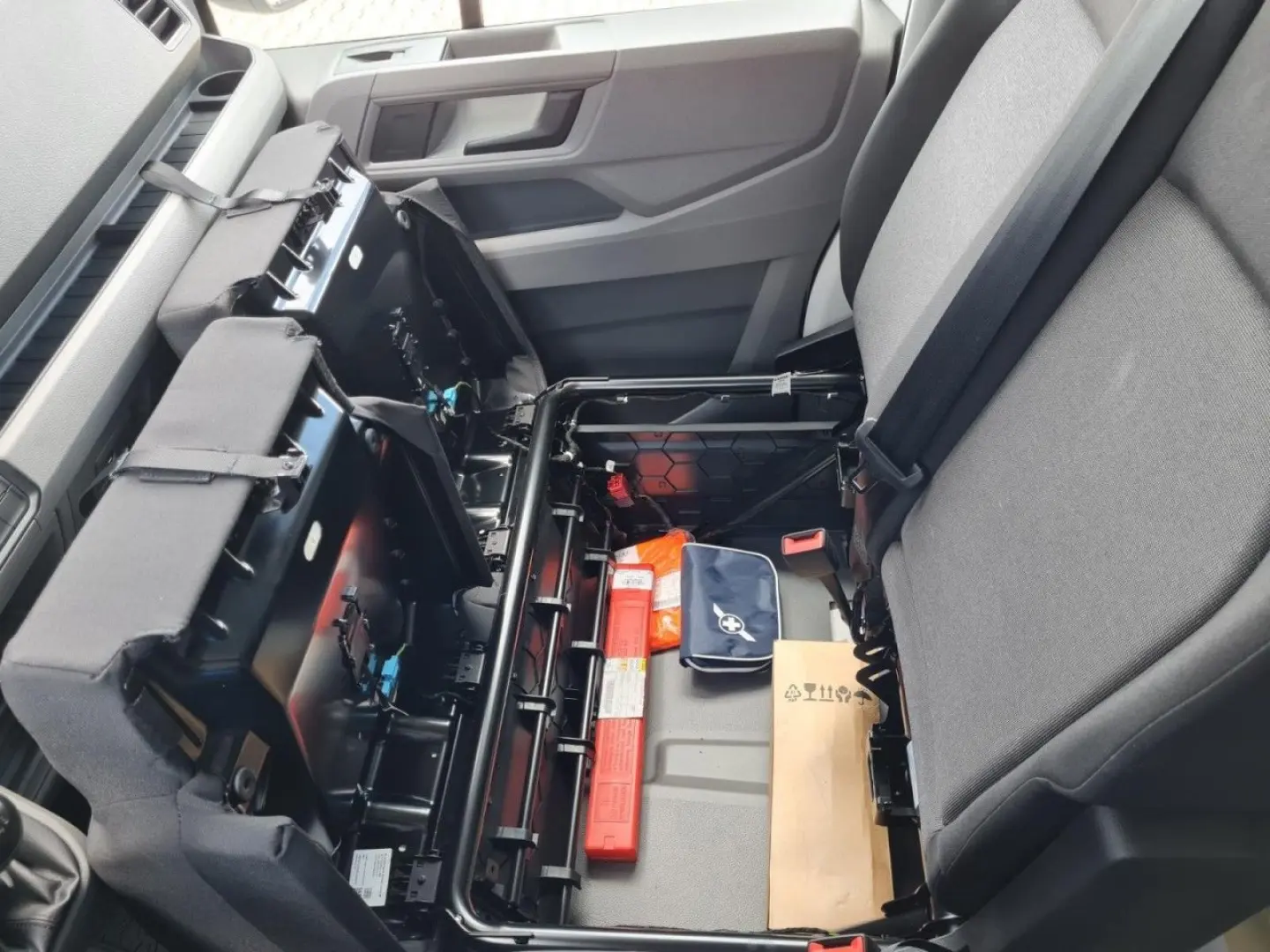 Crafter 35 Kühlkoffer Carrier Viento 300 Navi Ap