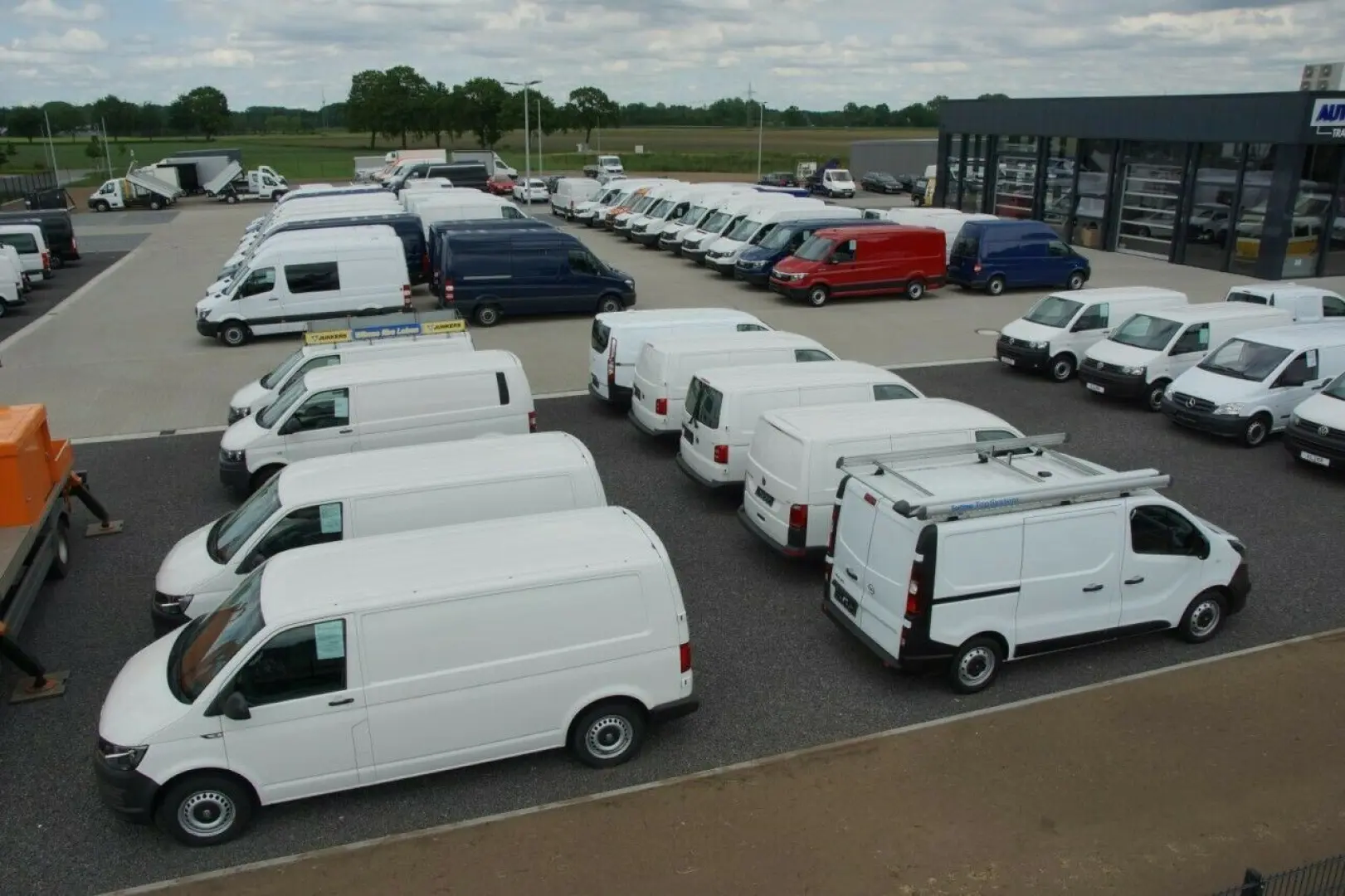 Crafter 35 Kühlkoffer Carrier Viento 300 Navi Ap