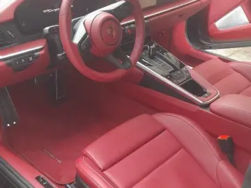 PORSCHE 992 911 TARGA 4GTS