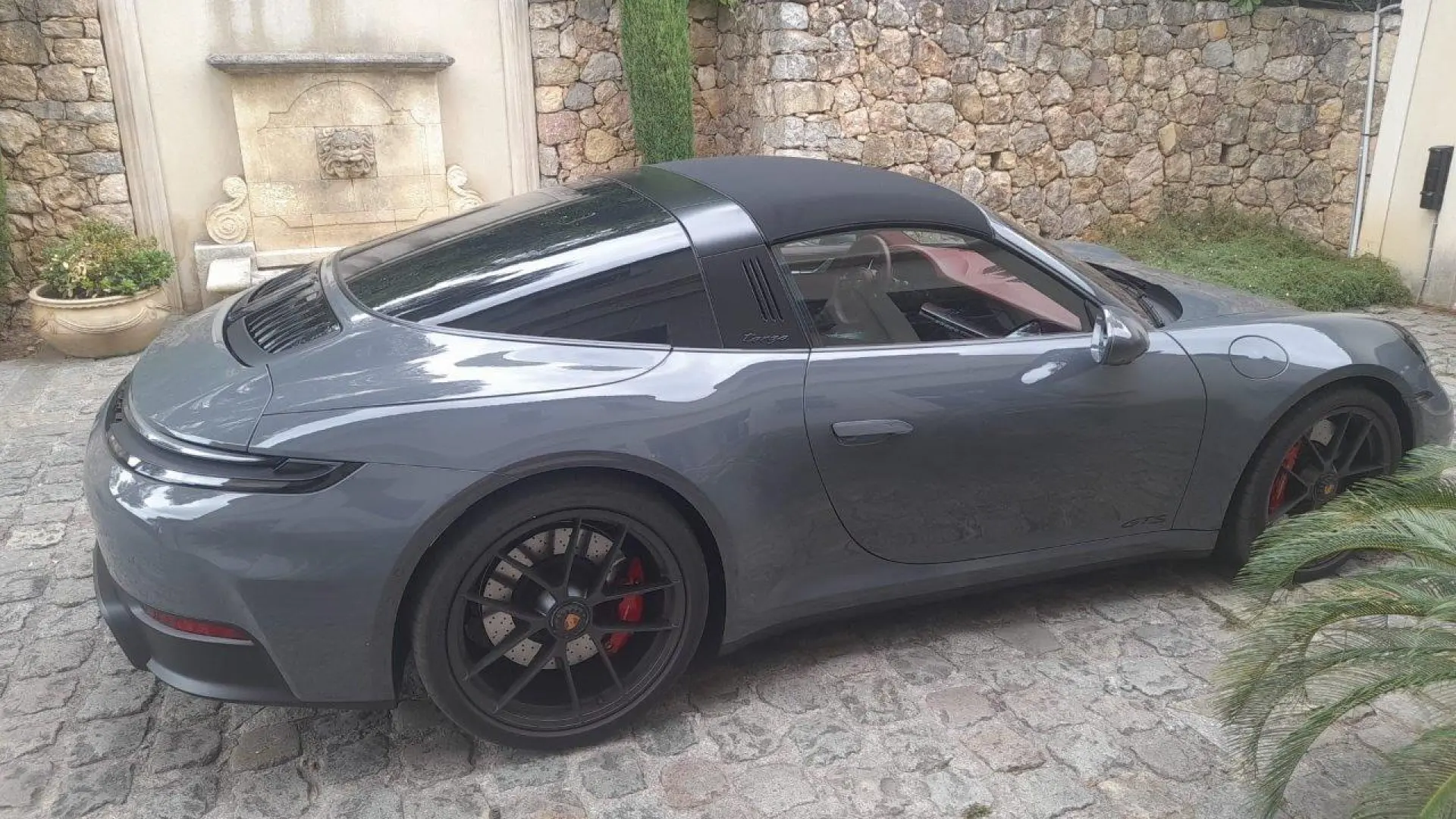 PORSCHE 992 911 TARGA 4GTS
