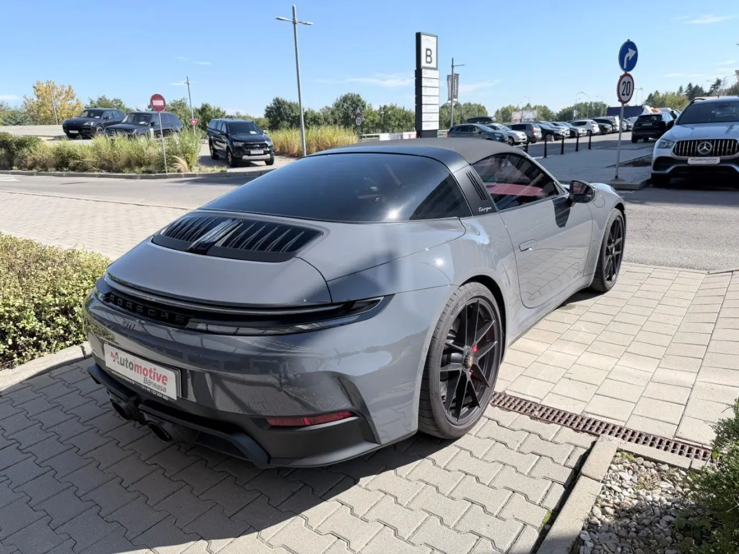 PORSCHE 992 911 TARGA 4GTS