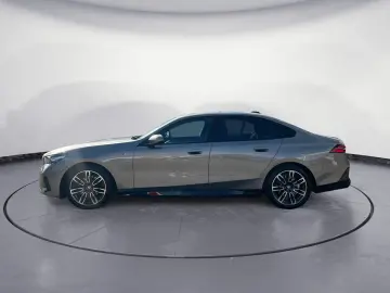 520d M Sportpaket Aktive Geschw. Komfortsitze mi