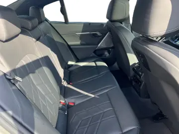 520d M Sportpaket Aktive Geschw. Komfortsitze mi