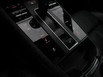 Macan S 2.9 V6 Panorama 14-Wege Luft LED DAB+