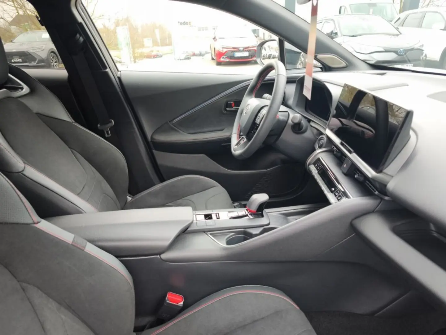 C-HR 2.0 Hybrid AWD GR SPORT