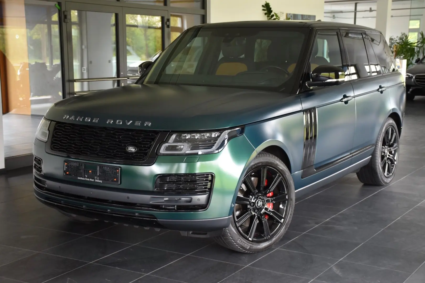 Land Rover Range Rover P565  SV Autobiography Dynamic