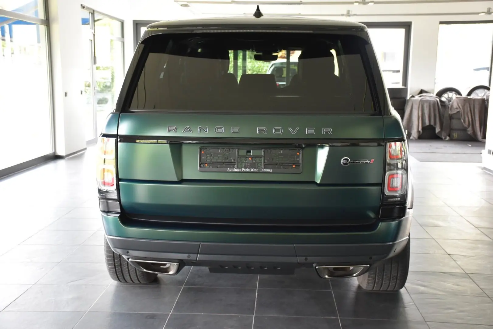 Land Rover Range Rover P565  SV Autobiography Dynamic
