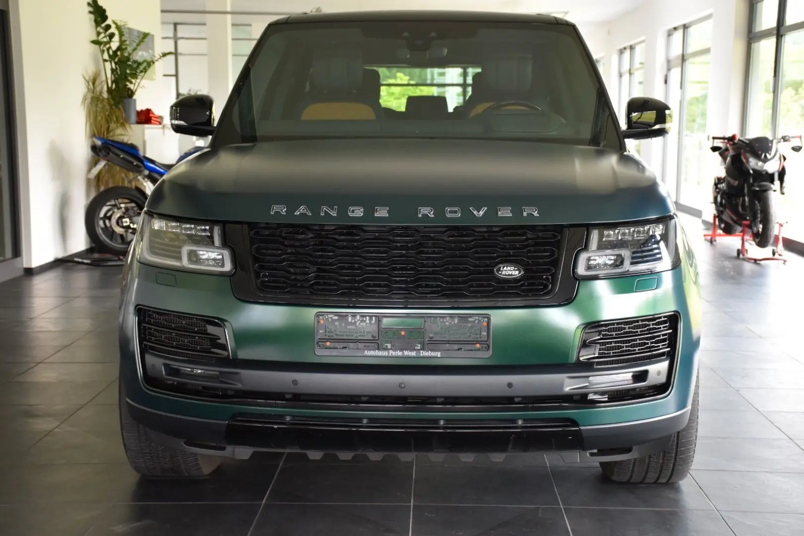 Land Rover Range Rover P565  SV Autobiography Dynamic