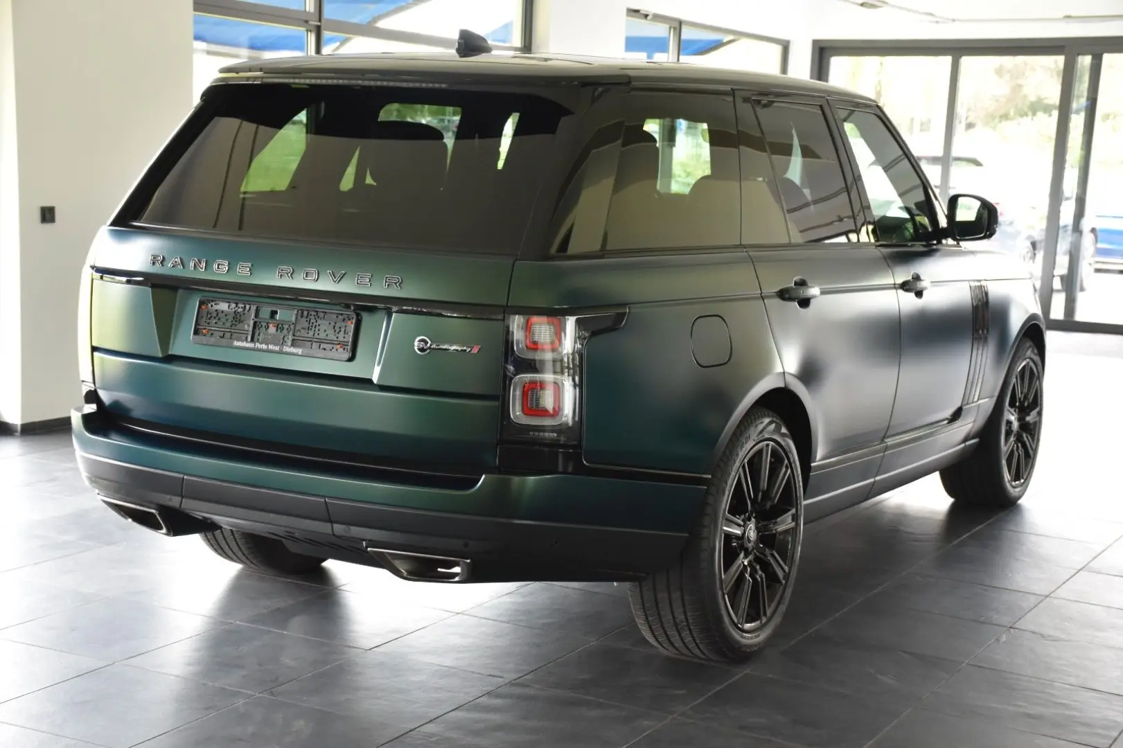 Land Rover Range Rover P565  SV Autobiography Dynamic