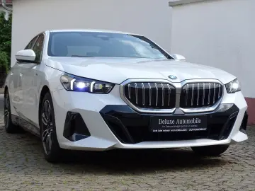 520i M Sport - HeadUp, 360° CAM, H&K, NachtAss