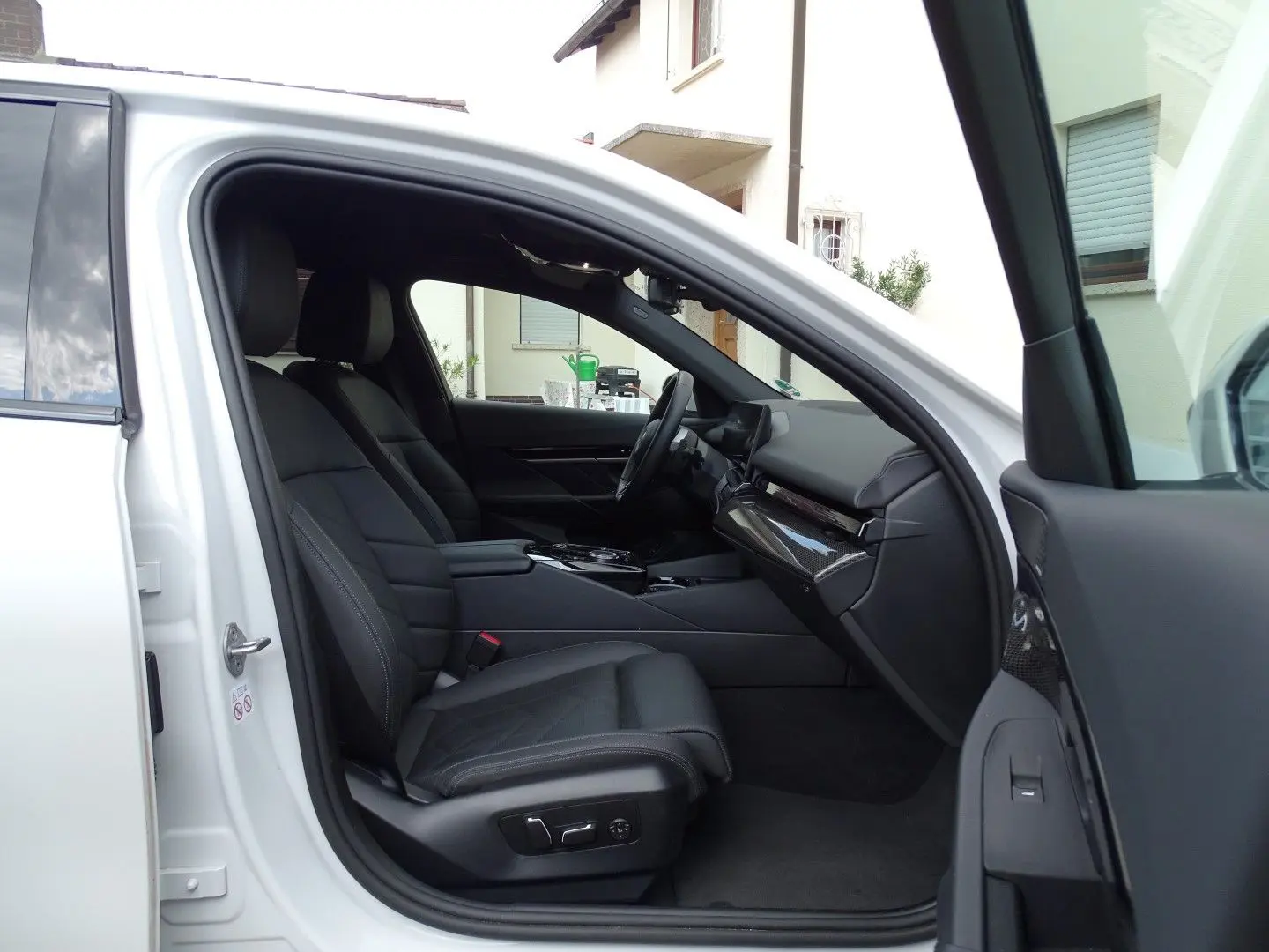 520i M Sport - HeadUp, 360° CAM, H&K, NachtAss