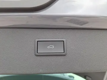 FORMENTOR 2.0 TSI VZ 4Drive 310PS Navi LED Pano
