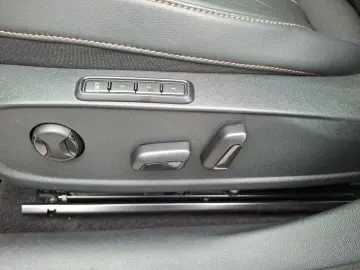 FORMENTOR 2.0 TSI VZ 4Drive 310PS Navi LED Pano