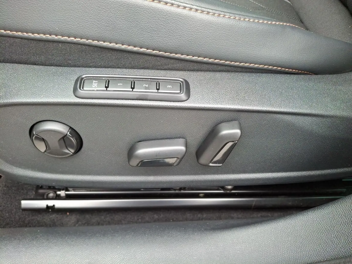 FORMENTOR 2.0 TSI VZ 4Drive 310PS Navi LED Pano