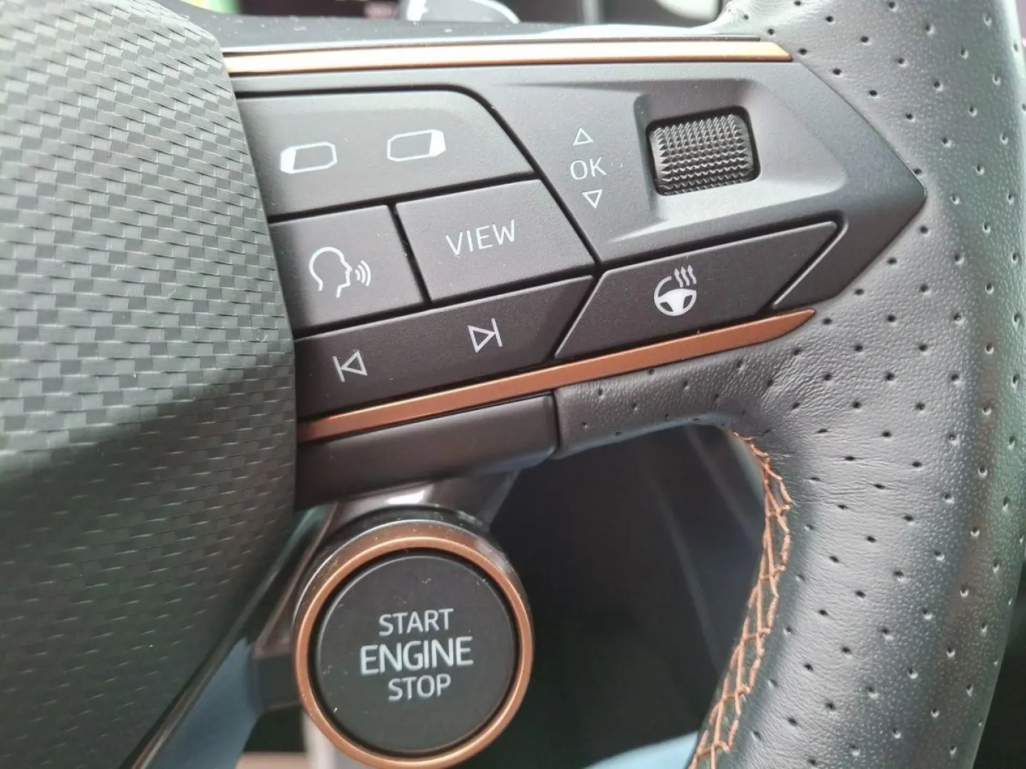 FORMENTOR 2.0 TSI VZ 4Drive 310PS Navi LED Pano