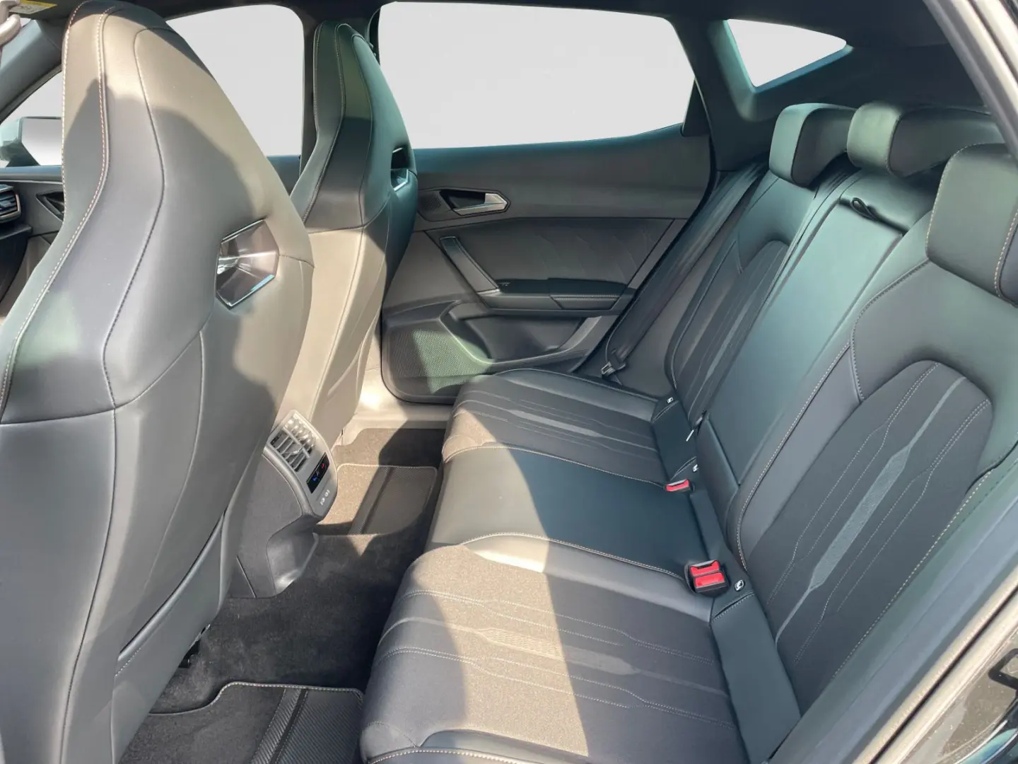 Formentor VZ 2.0 TSI DSG 4Drive Navi Panoramadac
