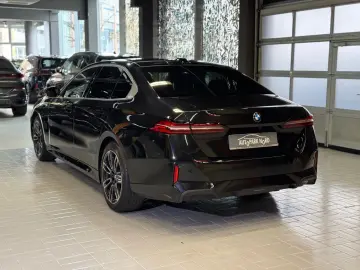 520i M Sport~PANO~LED~KAMERA 360°~HEAD-UP