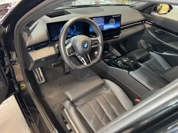 520i M Sport~PANO~LED~KAMERA 360°~HEAD-UP