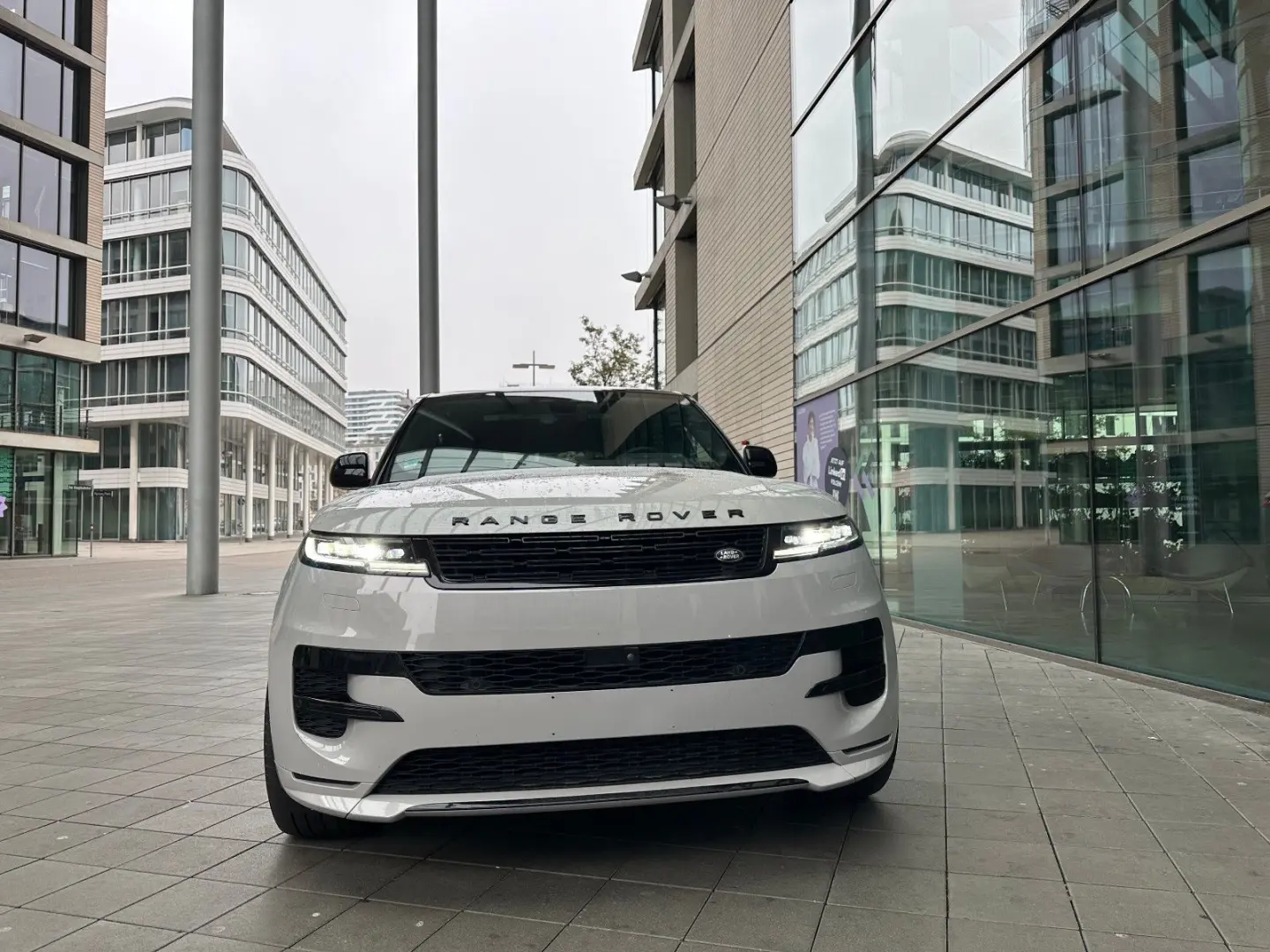 Land Rover Range Rover Sport/AUTOBIOGRAPHY/