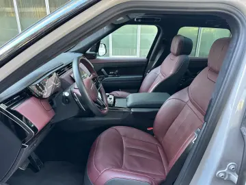 Land Rover Range Rover Sport/AUTOBIOGRAPHY/