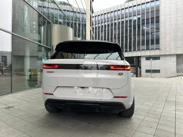 Land Rover Range Rover Sport/AUTOBIOGRAPHY/