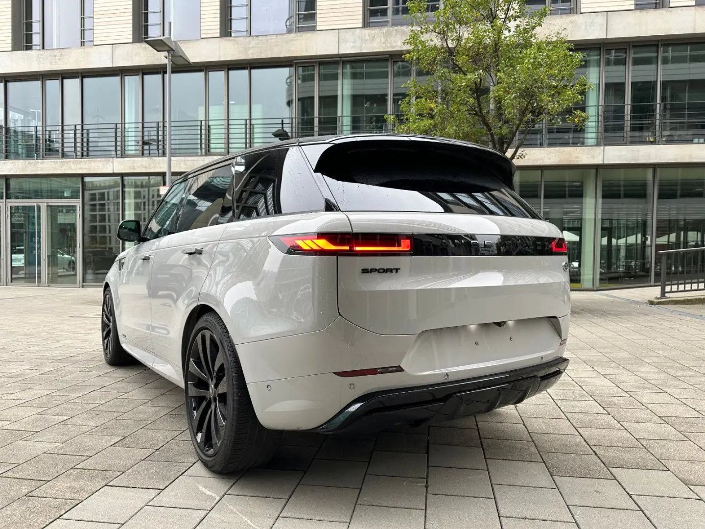 Land Rover Range Rover Sport/AUTOBIOGRAPHY/