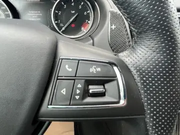 Maserati Levante 3.8 V8 Trofeo AWD HYPERGREEN CARBON