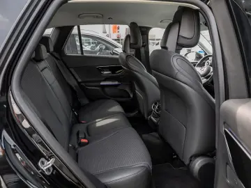 GLC 300 e 4M Avantgarde Advanced Plus AHK Memory